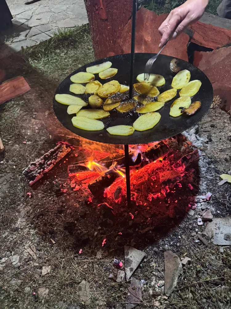 Tigaie pe foc la zona de gratar
